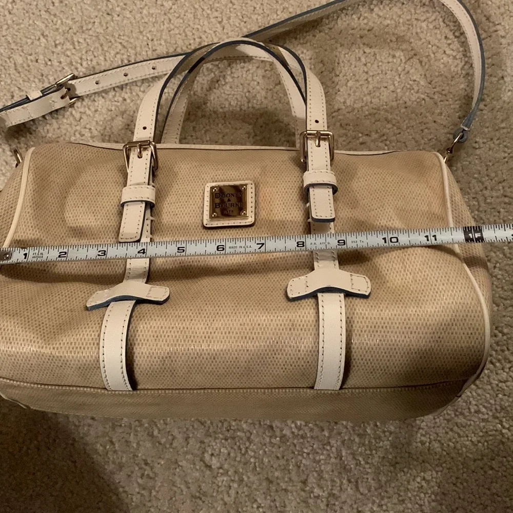 Dooney & Bourke Cream/Tan Panama Barrel Bag With Adjustable Crossbody Strap NWOT - Picture 7 of 17
